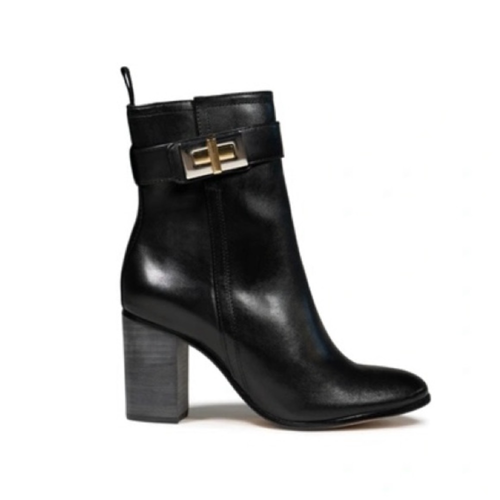 Schutz CALF LEATHER BOOTIE (EUC)